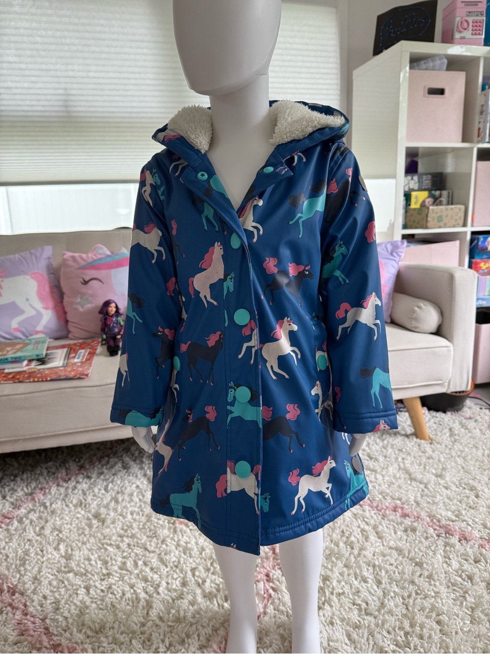 Girls' Hatley Blue Unicorn Print Hooded Raincoat with Sherpa Lining Size 5 Girls